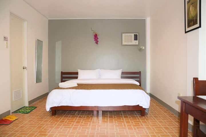Conrada'S Place Hotel And Resort Panglao Bagian luar foto