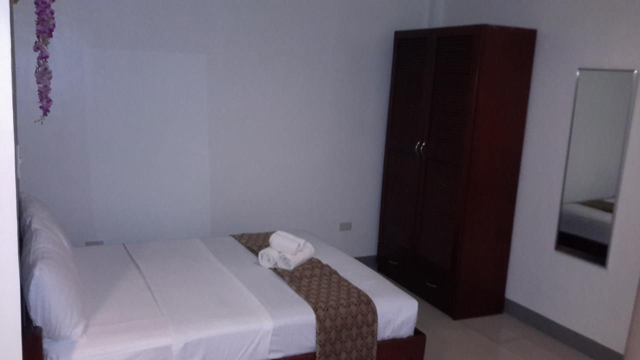 Conrada'S Place Hotel And Resort Panglao Bagian luar foto