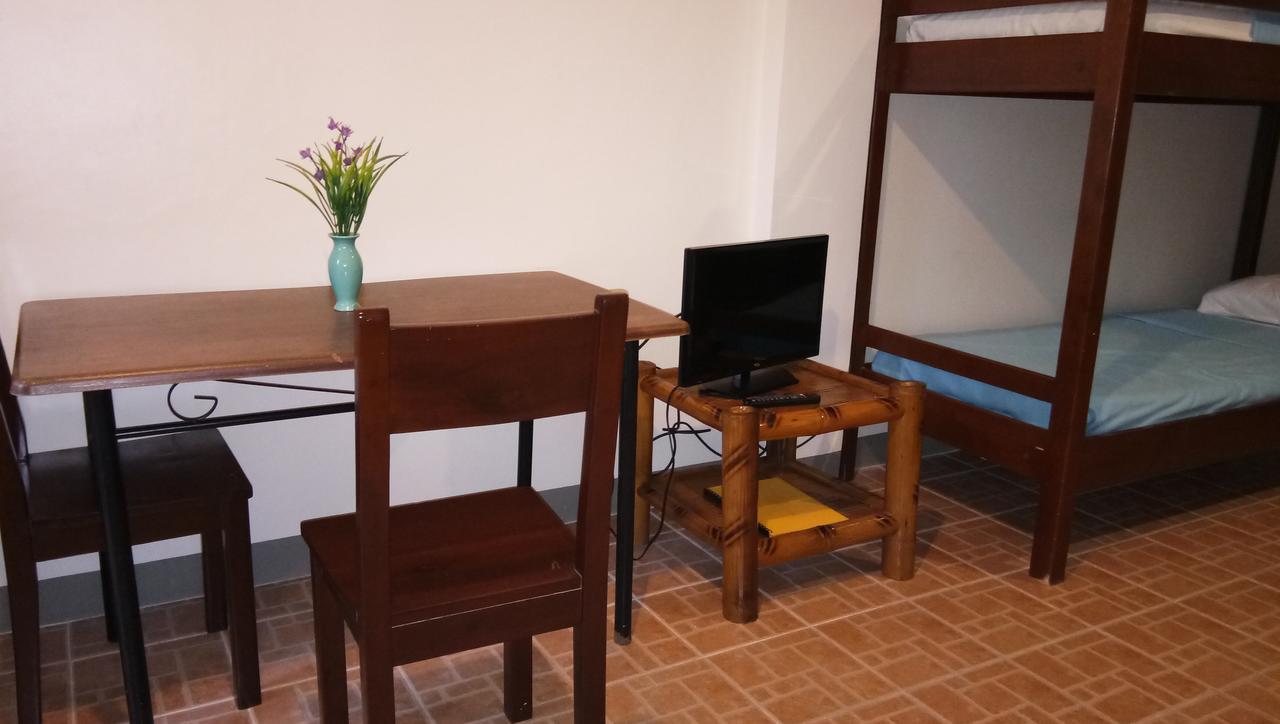 Conrada'S Place Hotel And Resort Panglao Bagian luar foto