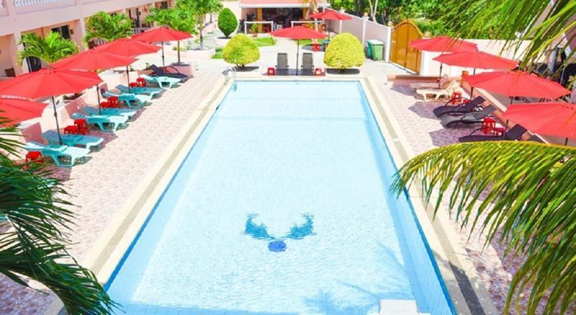 Conrada'S Place Hotel And Resort Panglao Bagian luar foto